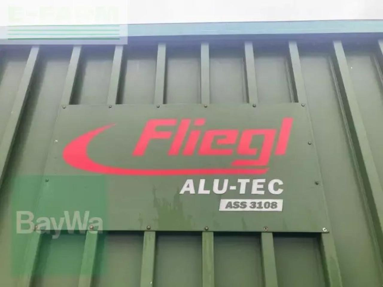 Fliegl abschiebesattelauflieger 3108 - Tippvagn för lantbruk: bild 2 Fliegl abschiebesattelauflieger 3108 - Tippvagn för lantbruk: bild 2