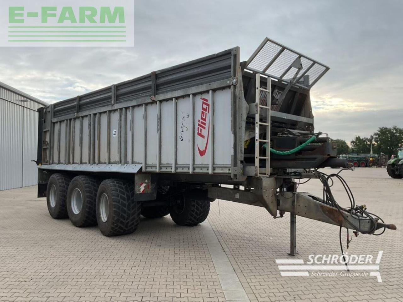 Fliegl asw 288 - Tippvagn för lantbruk: bild 2 Fliegl asw 288 - Tippvagn för lantbruk: bild 2