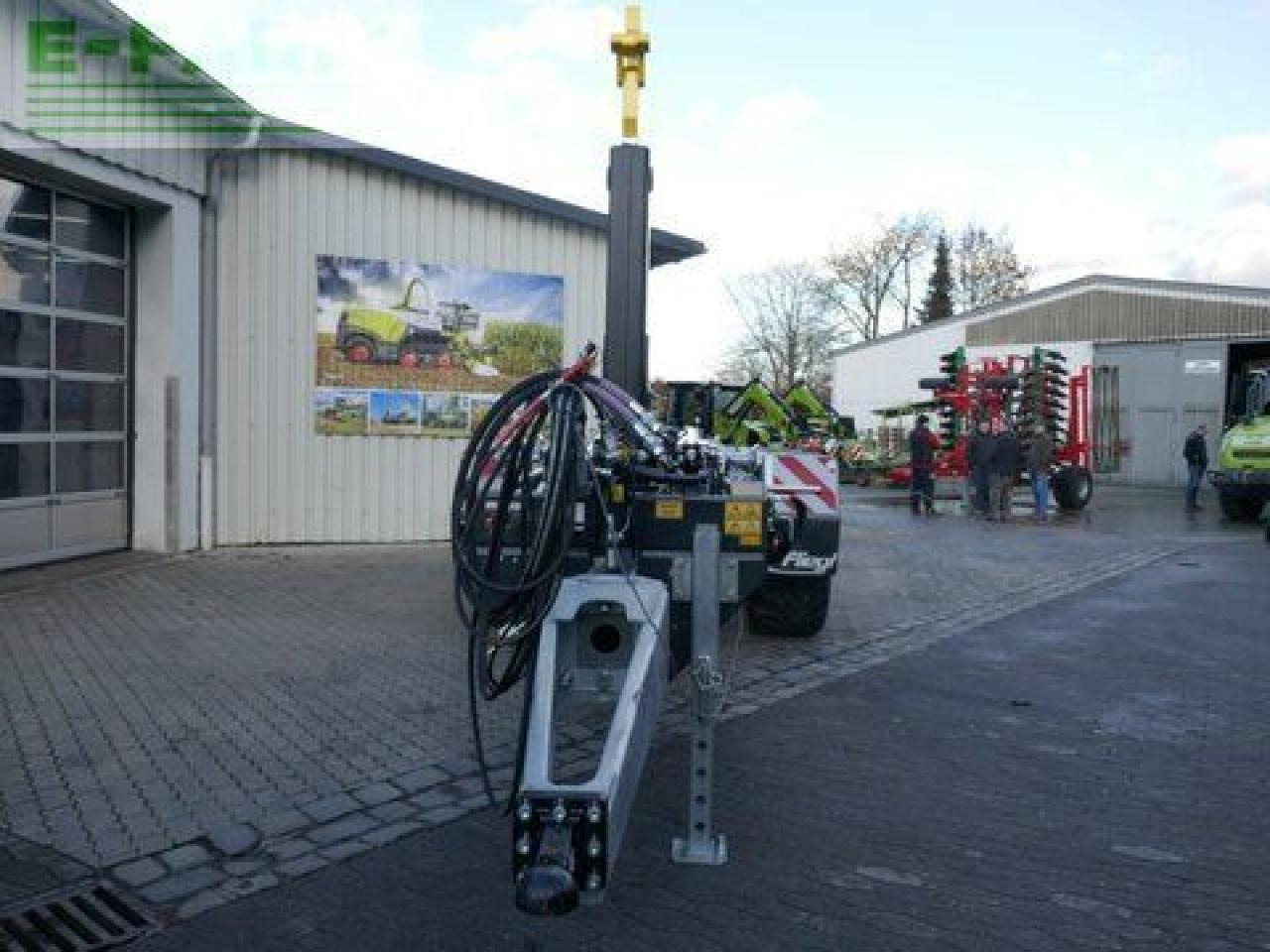 Fliegl hkl 22 - tandem abrollkipper - Lastväxlarsläp/ Liftdumpersläp: bild 2 Fliegl hkl 22 - tandem abrollkipper - Lastväxlarsläp/ Liftdumpersläp: bild 2