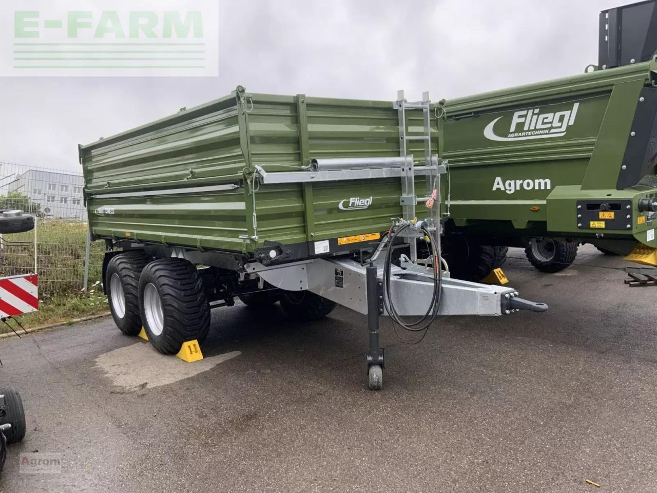 Fliegl tdk 140 - Tippvagn för lantbruk: bild 3 Fliegl tdk 140 - Tippvagn för lantbruk: bild 3