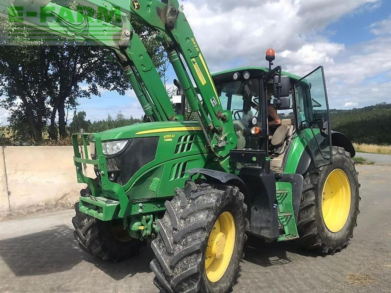 John Deere 6155m - Traktor: bild 1 John Deere 6155m - Traktor: bild 1