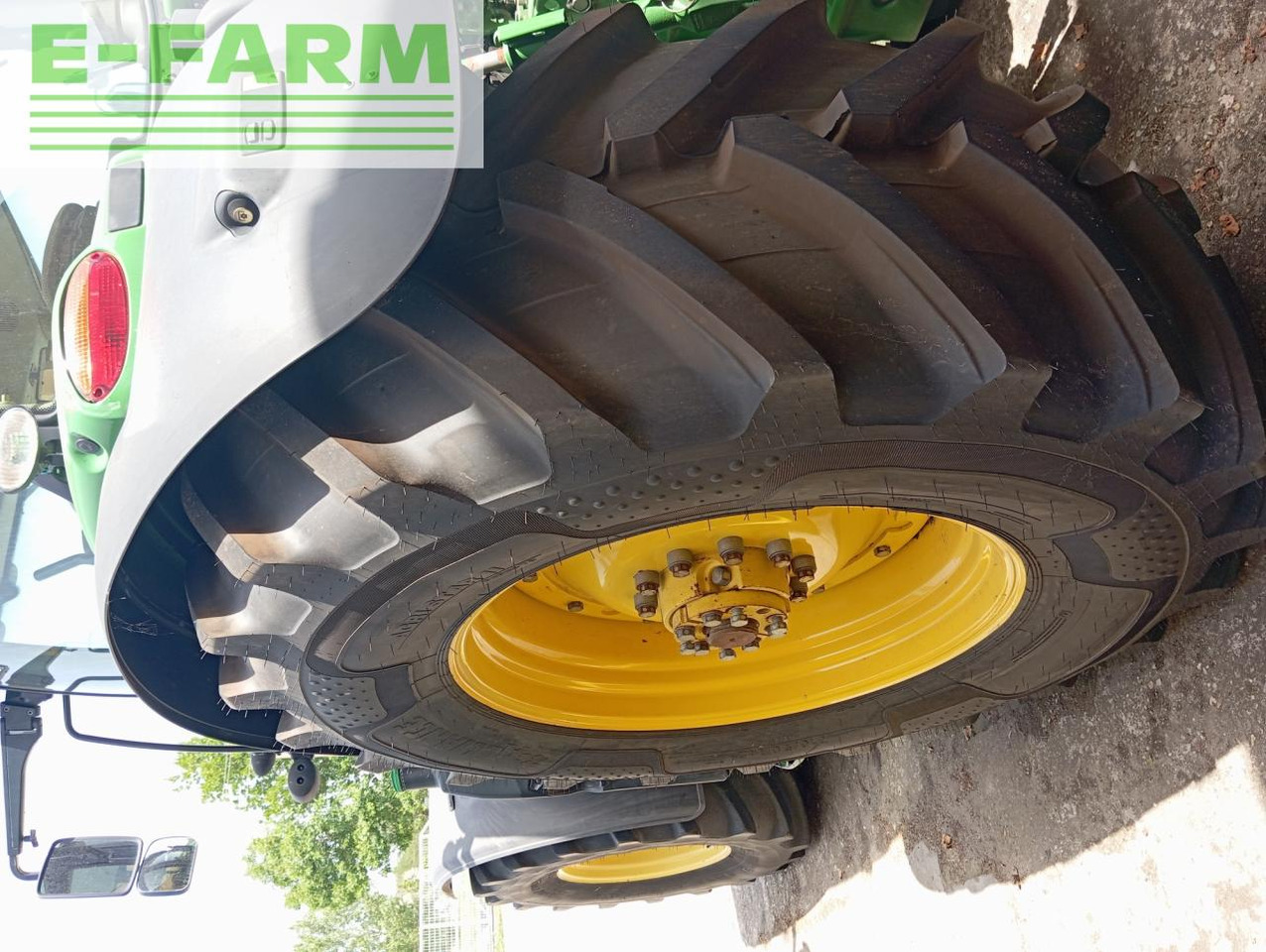 John Deere 6215R - Traktor: bild 4 John Deere 6215R - Traktor: bild 4