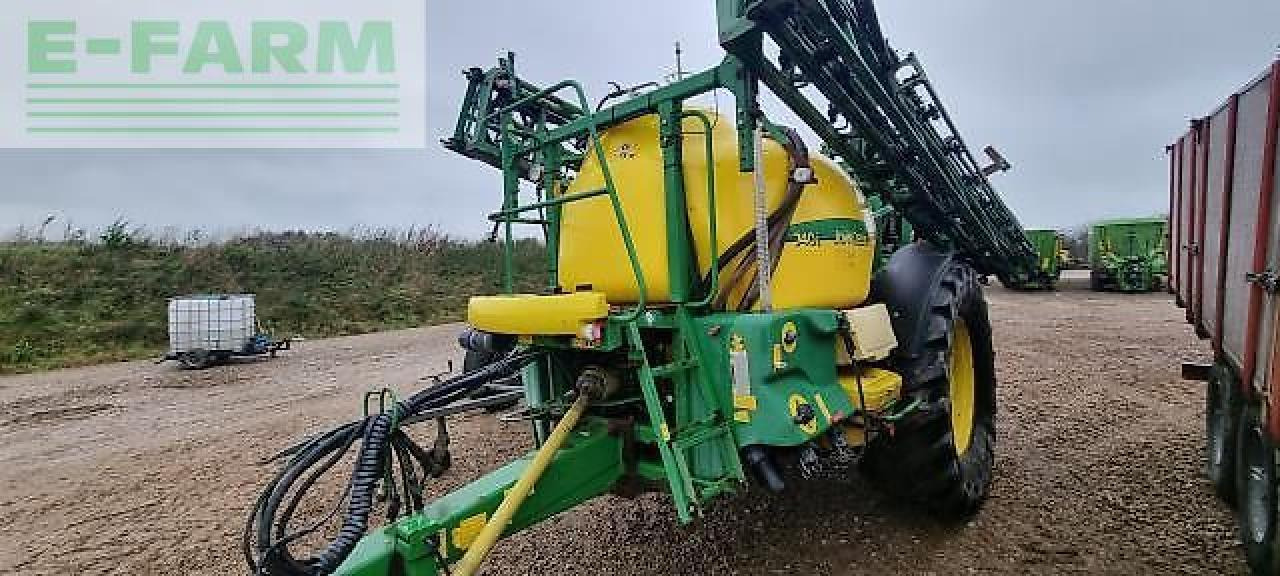 John Deere 740i 20/28m - Bogserad spruta: bild 1 John Deere 740i 20/28m - Bogserad spruta: bild 1