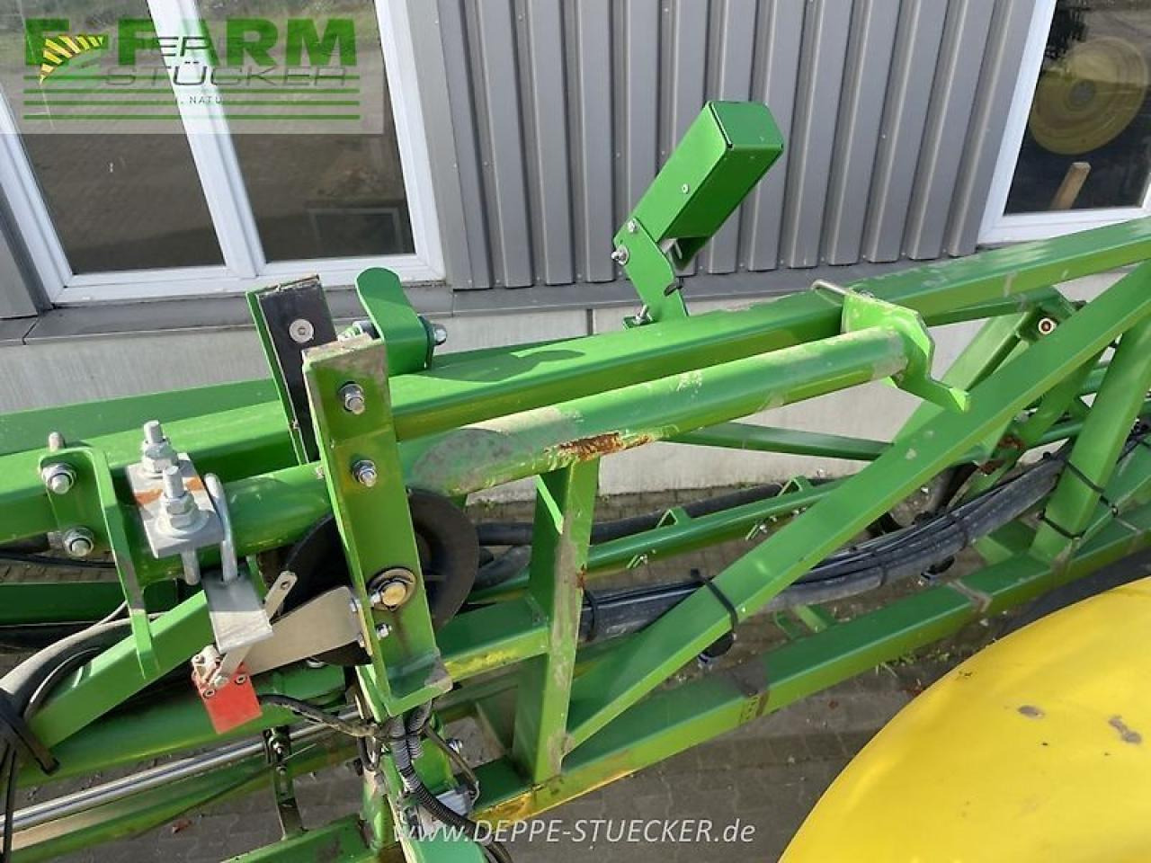 John Deere m740i (mj14) - Bogserad spruta: bild 2 John Deere m740i (mj14) - Bogserad spruta: bild 2