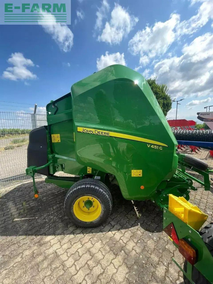 John Deere v451g - Fyrkantspress: bild 2 John Deere v451g - Fyrkantspress: bild 2