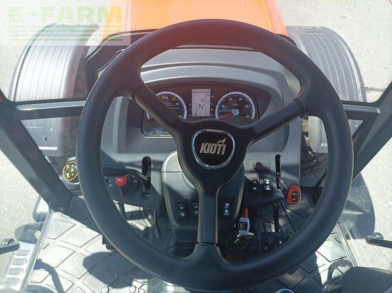 Traktor Kioti dk6020c: bild 6 Traktor Kioti dk6020c: bild 6