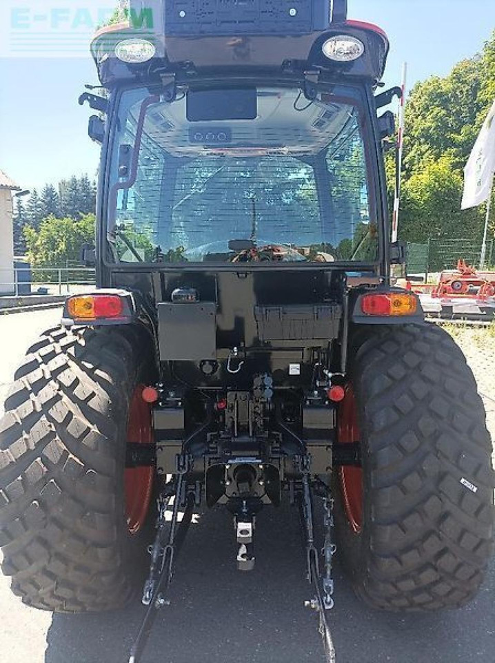 Kioti dk6020c - Traktor: bild 5 Kioti dk6020c - Traktor: bild 5