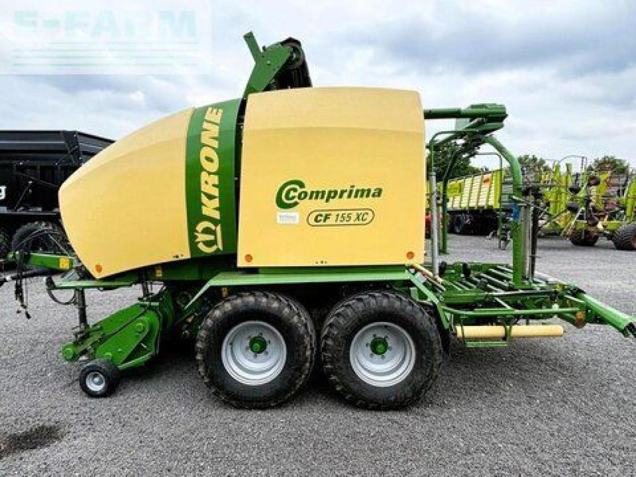 Krone comprima cf 155 xc, pressen-wickler-kombination - Fyrkantspress: bild 1 Krone comprima cf 155 xc, pressen-wickler-kombination - Fyrkantspress: bild 1