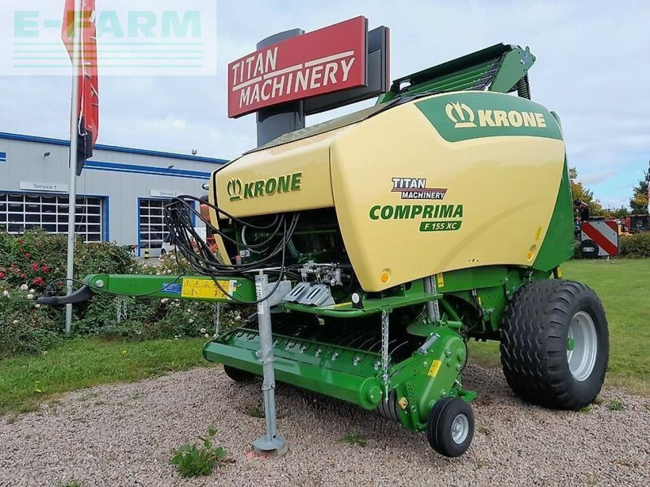 Krone comprima f 155 xc - Fyrkantspress: bild 1 Krone comprima f 155 xc - Fyrkantspress: bild 1