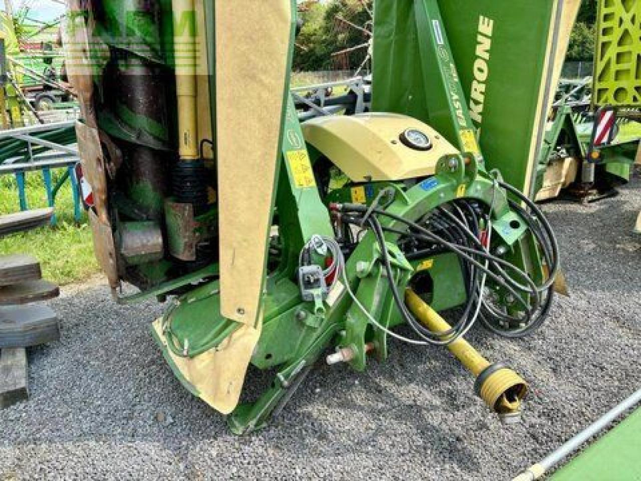 Slåttermaskin Krone easy cut b 950 + easy cut f 320, mähwerkkombinat: bild 6 Slåttermaskin Krone easy cut b 950 + easy cut f 320, mähwerkkombinat: bild 6
