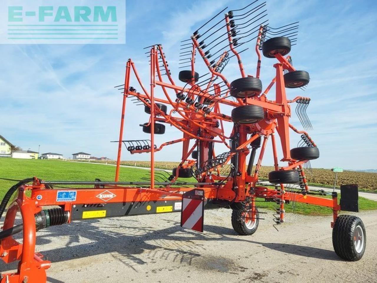 Kuhn ga7501+ 2-kreisel-mittelschwader - Hövändare: bild 1 Kuhn ga7501+ 2-kreisel-mittelschwader - Hövändare: bild 1