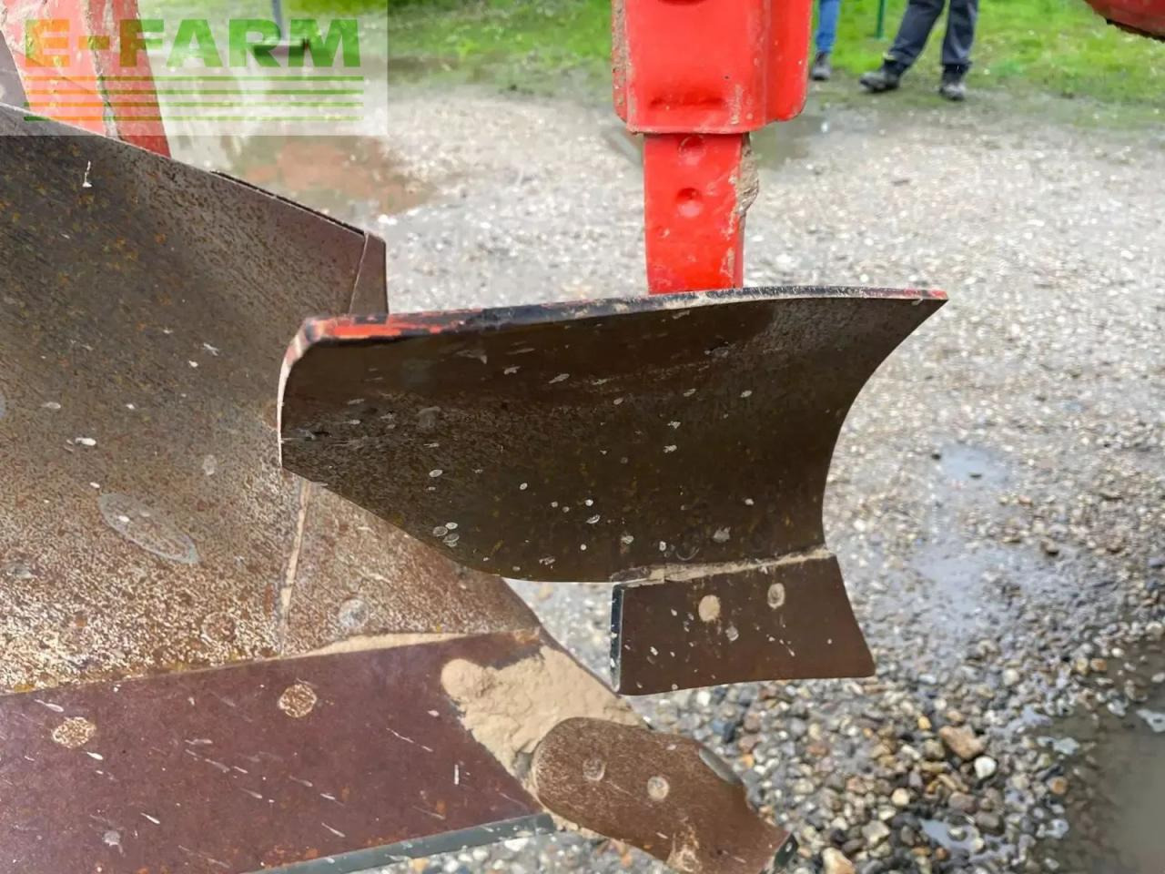 Kuhn varimaster123 - Plog: bild 4 Kuhn varimaster123 - Plog: bild 4