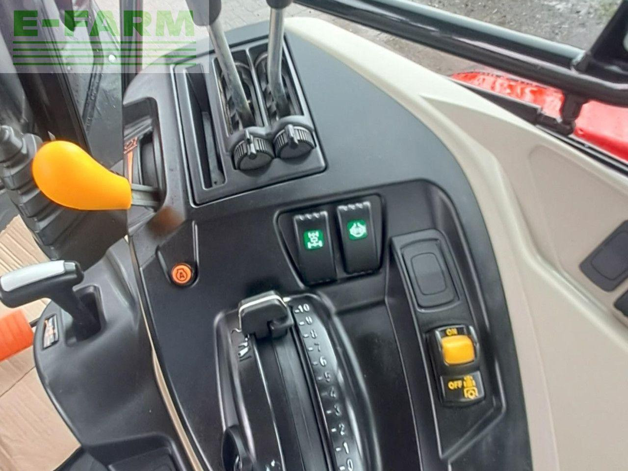 Massey Ferguson 5711 DYNA 4 - Traktor: bild 3 Massey Ferguson 5711 DYNA 4 - Traktor: bild 3