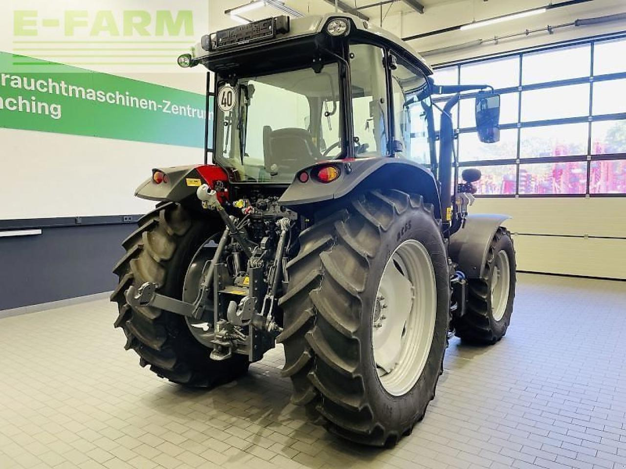 Massey Ferguson 5711 m - Traktor: bild 5 Massey Ferguson 5711 m - Traktor: bild 5