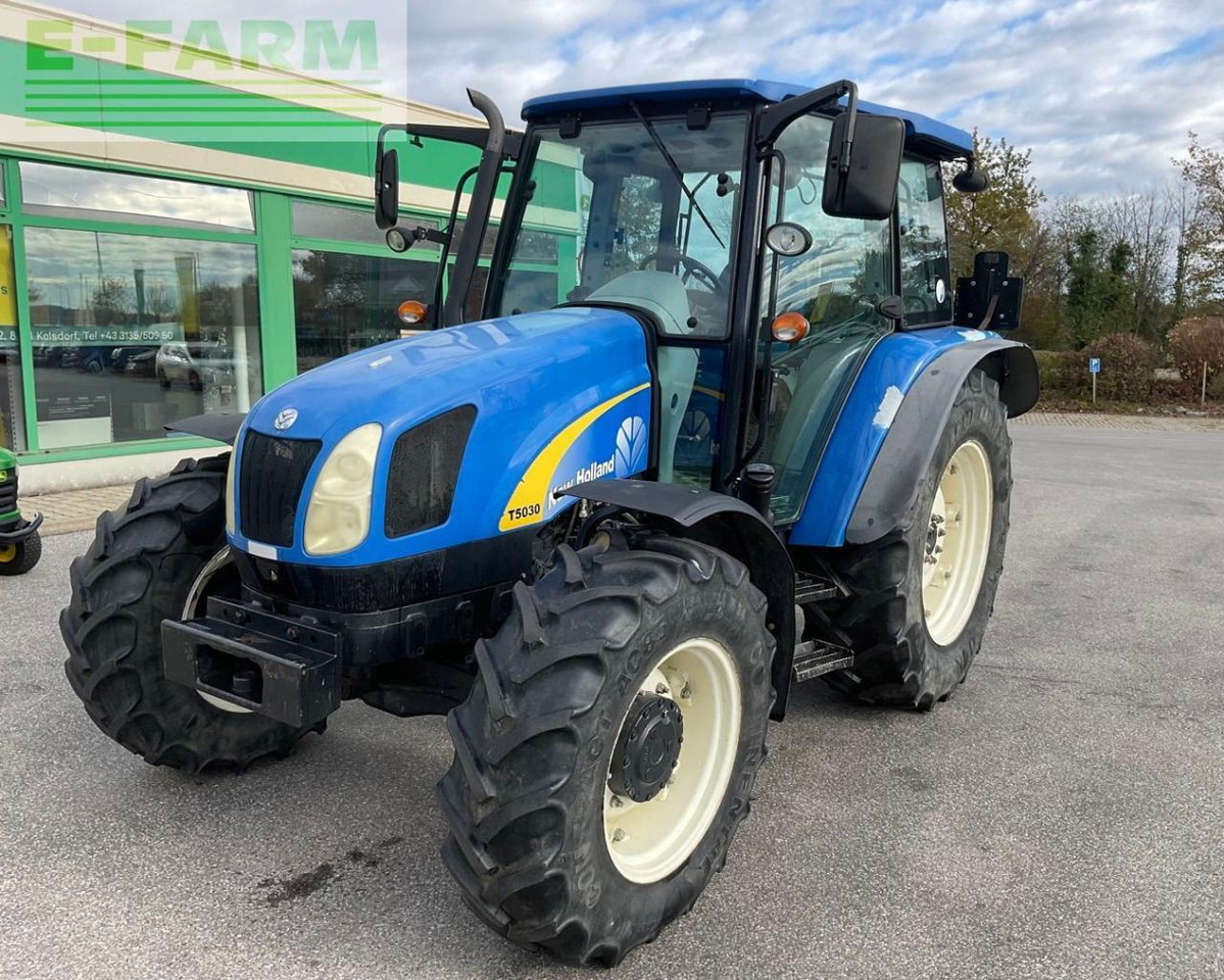 New Holland T 5030 - Traktor: bild 1 New Holland T 5030 - Traktor: bild 1