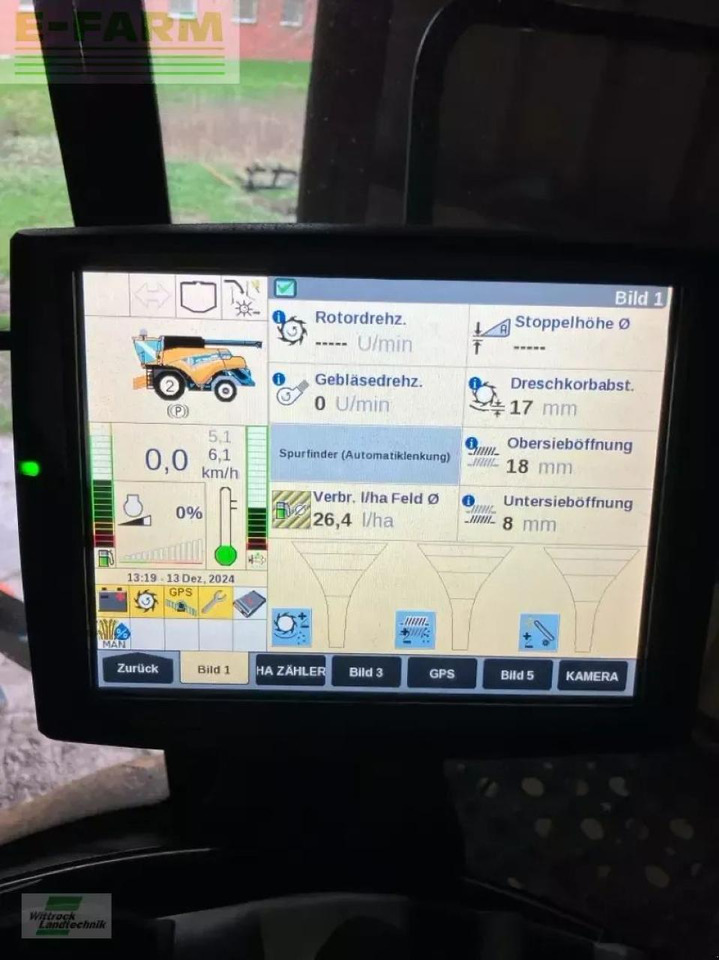 New Holland cr 8.80 - Skördetröska: bild 4 New Holland cr 8.80 - Skördetröska: bild 4