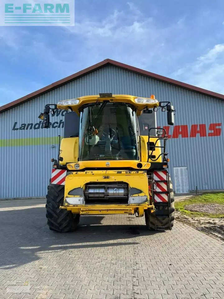 New Holland cr 9070 - Skördetröska: bild 2 New Holland cr 9070 - Skördetröska: bild 2