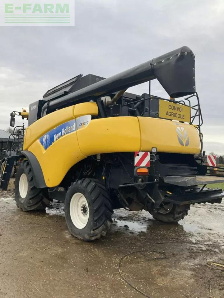 New Holland cr 9070 - Skördetröska: bild 3 New Holland cr 9070 - Skördetröska: bild 3