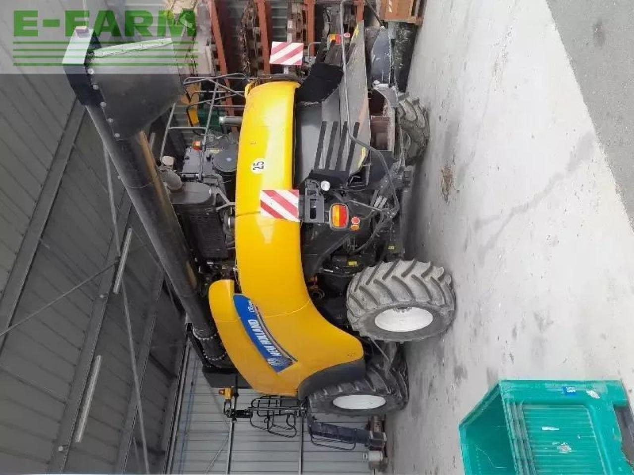 New Holland cr9080 - Skördetröska: bild 4 New Holland cr9080 - Skördetröska: bild 4