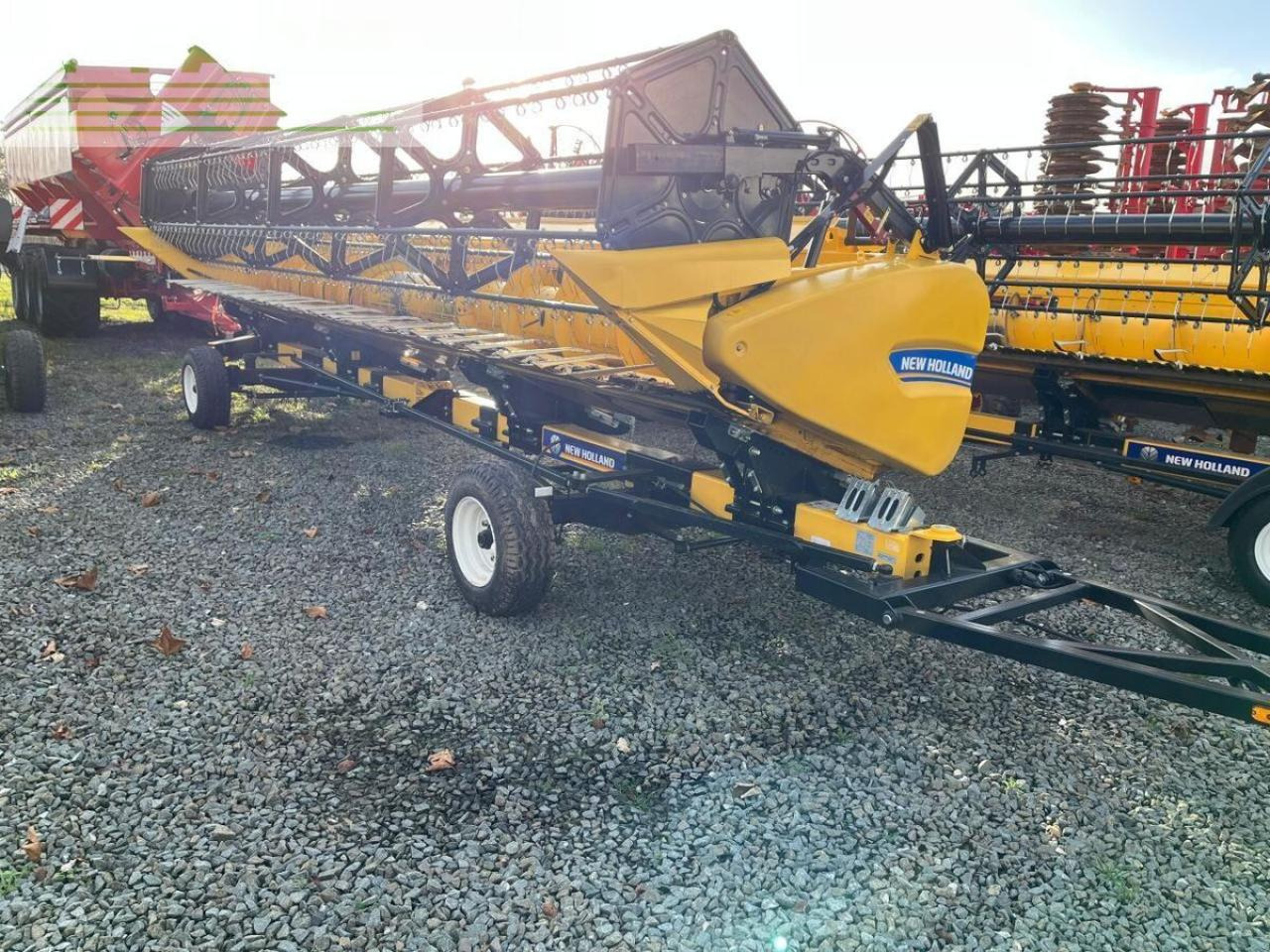 New Holland cx 6.90 schüttler + 25ft sw + sww - Skördetröska: bild 2 New Holland cx 6.90 schüttler + 25ft sw + sww - Skördetröska: bild 2