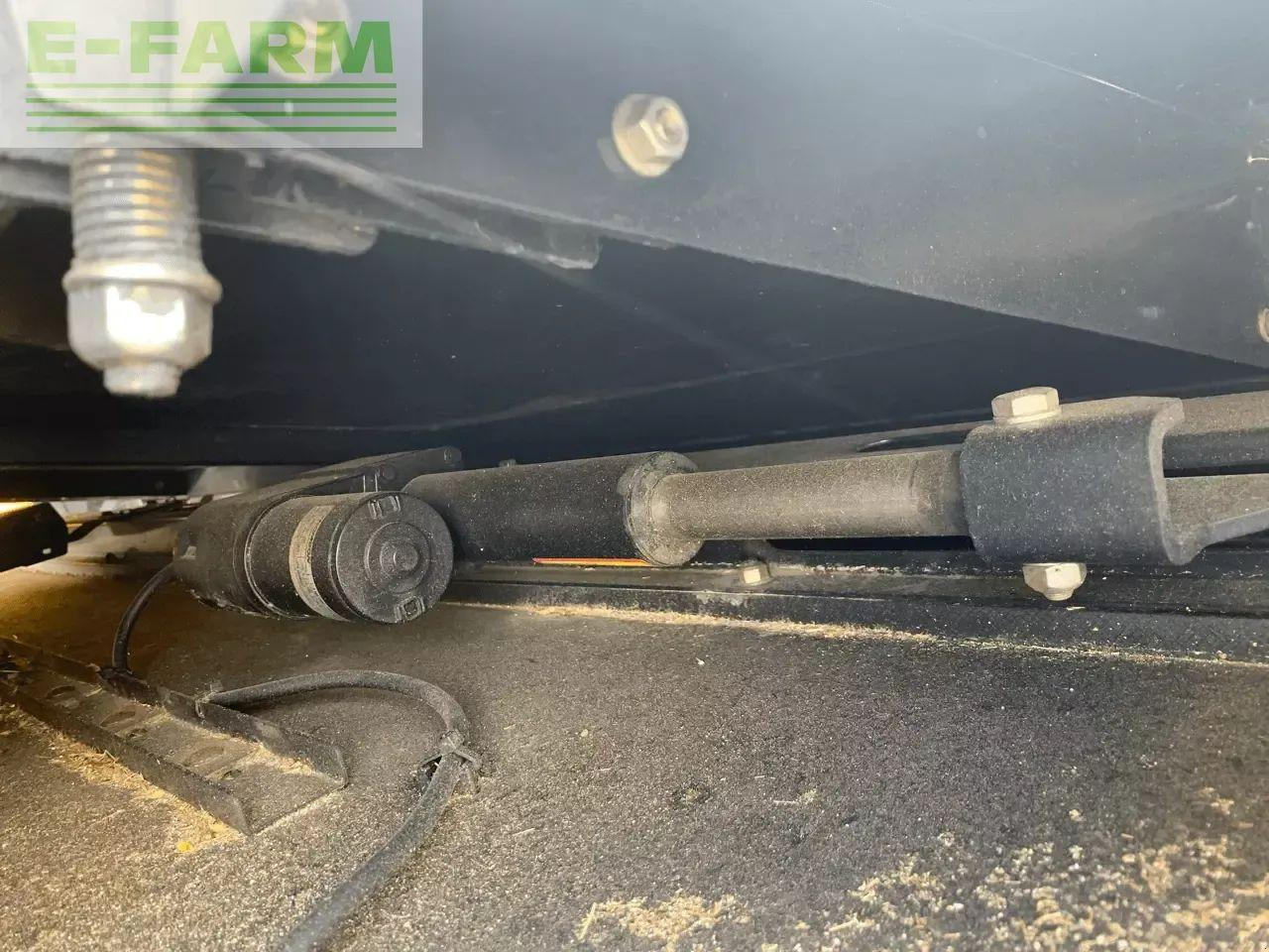 New Holland cx 8.70 - Skördetröska: bild 3 New Holland cx 8.70 - Skördetröska: bild 3