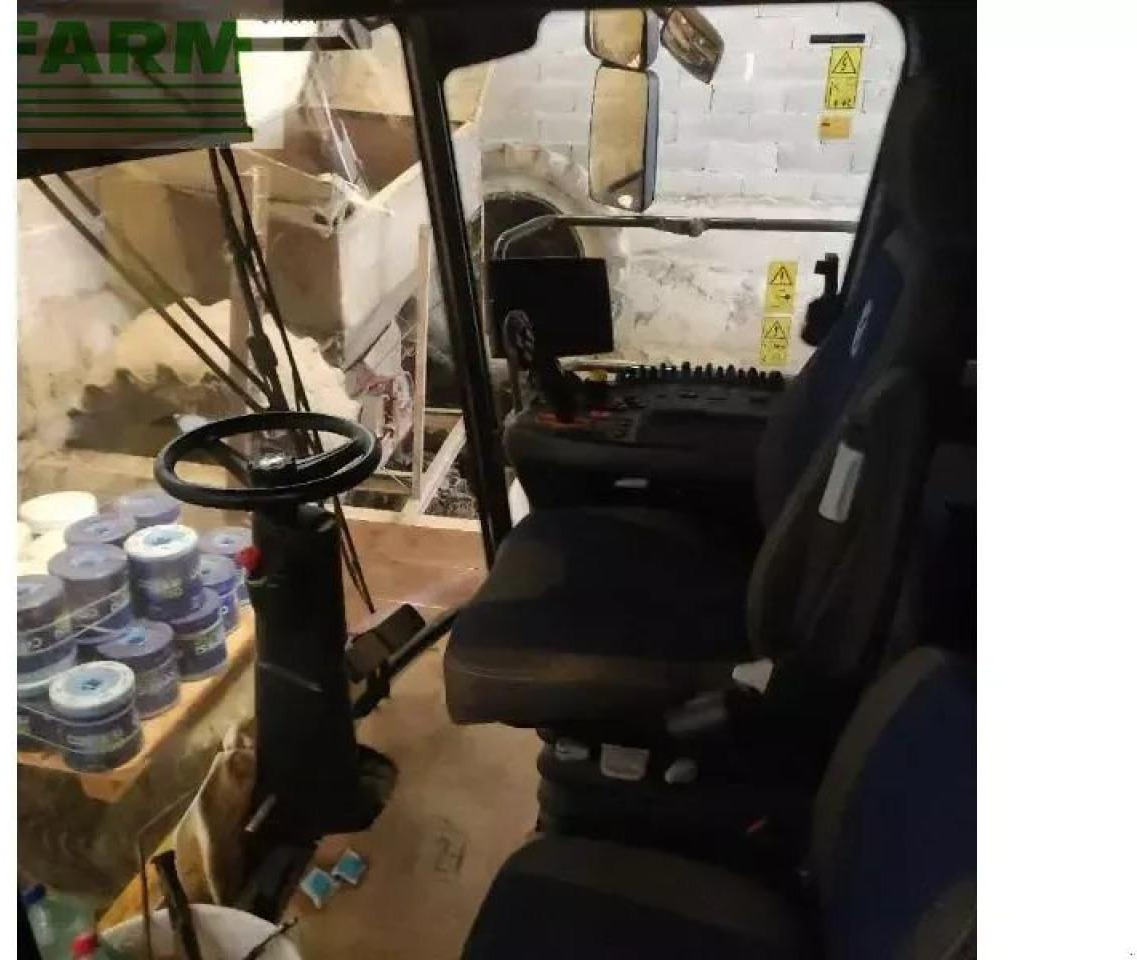 New Holland cx8-70 - Skördetröska: bild 2 New Holland cx8-70 - Skördetröska: bild 2