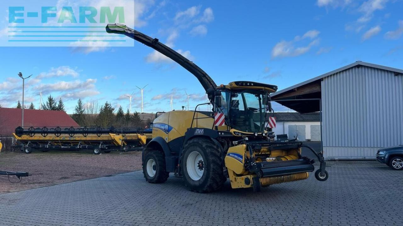 New Holland fr 550 häcksler inkl. pickup und maisgebiss - Exakthack: bild 1 New Holland fr 550 häcksler inkl. pickup und maisgebiss - Exakthack: bild 1