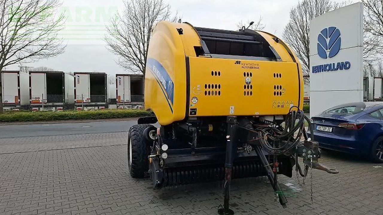 New Holland rb 180 - Fyrkantspress: bild 5 New Holland rb 180 - Fyrkantspress: bild 5