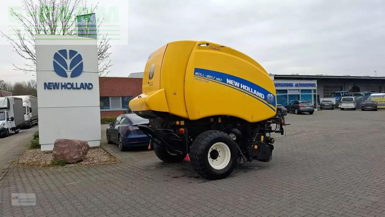 New Holland rb 180 - Fyrkantspress: bild 1 New Holland rb 180 - Fyrkantspress: bild 1