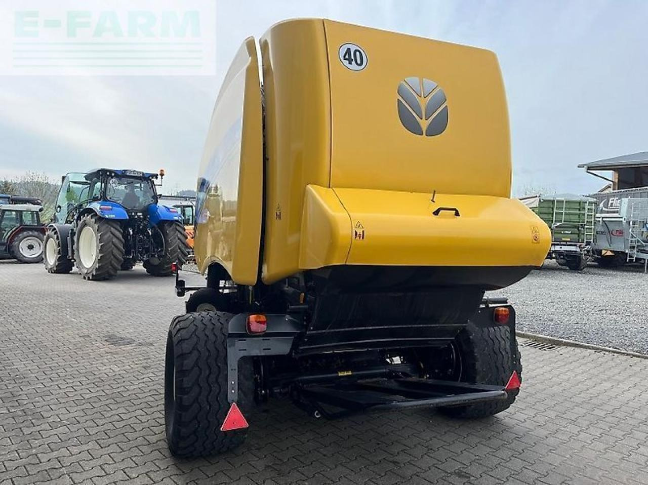 New Holland rb 180 c - Fyrkantspress: bild 4 New Holland rb 180 c - Fyrkantspress: bild 4
