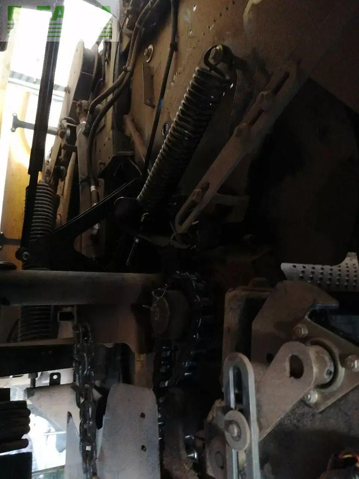 Fyrkantspress New Holland roll belt 150 superfeed: bild 9 Fyrkantspress New Holland roll belt 150 superfeed: bild 9