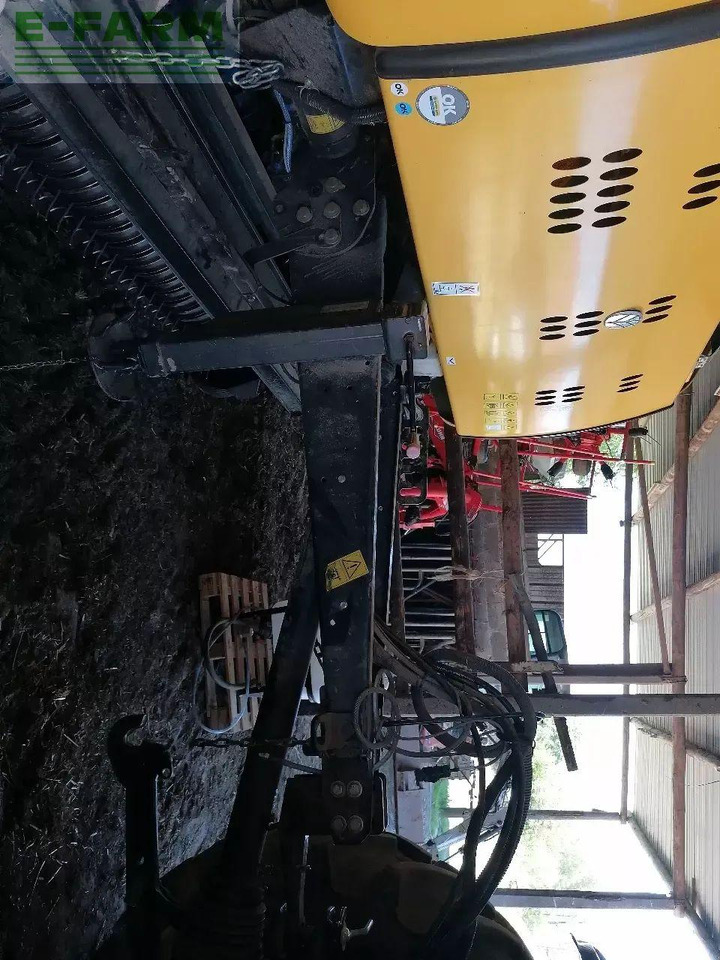 Fyrkantspress New Holland roll belt 150 superfeed: bild 7 Fyrkantspress New Holland roll belt 150 superfeed: bild 7