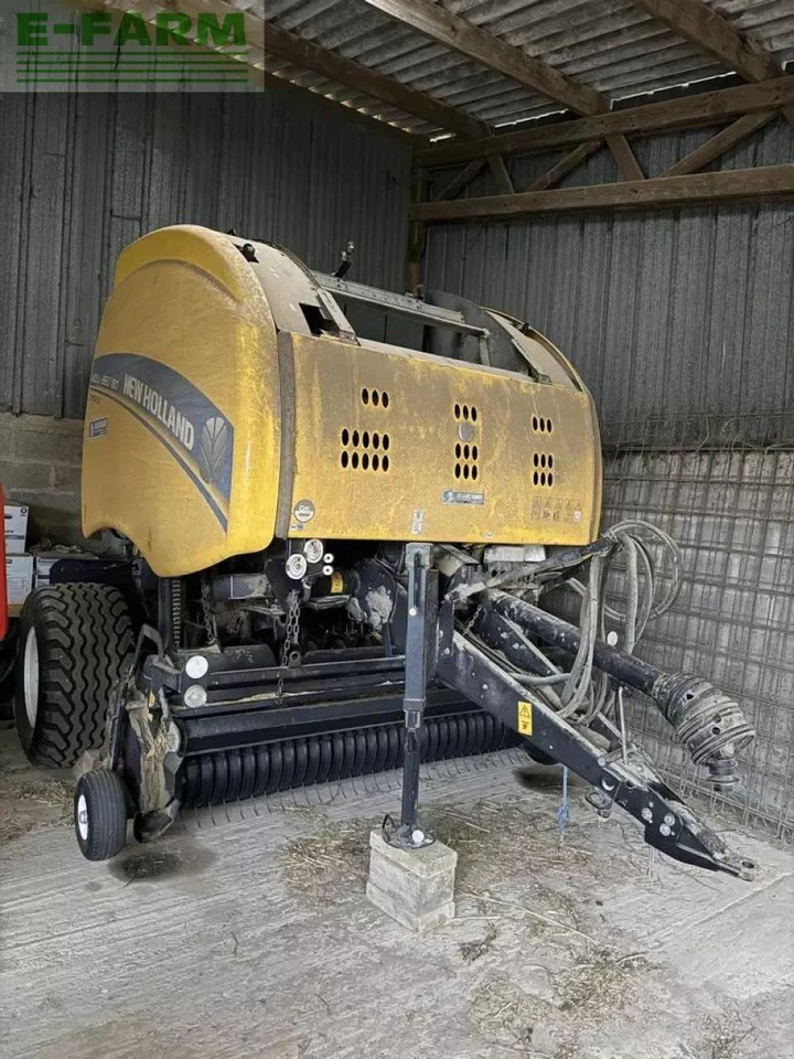 New Holland roll belt 180 - Fyrkantspress: bild 3 New Holland roll belt 180 - Fyrkantspress: bild 3