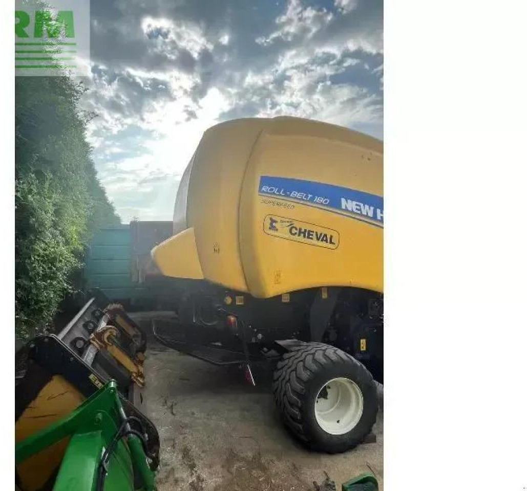 New Holland roll belt 180 - Fyrkantspress: bild 3 New Holland roll belt 180 - Fyrkantspress: bild 3