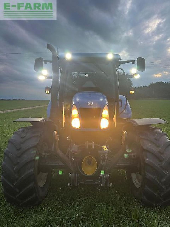 New Holland t6.140 auto command - Traktor: bild 5 New Holland t6.140 auto command - Traktor: bild 5