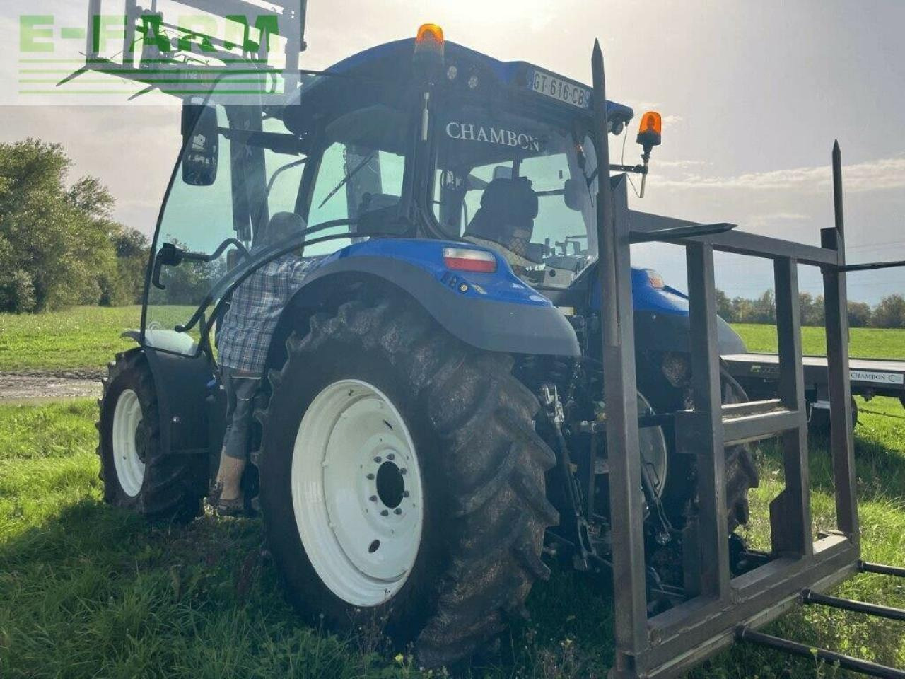 New Holland t6.145 - Traktor: bild 4 New Holland t6.145 - Traktor: bild 4