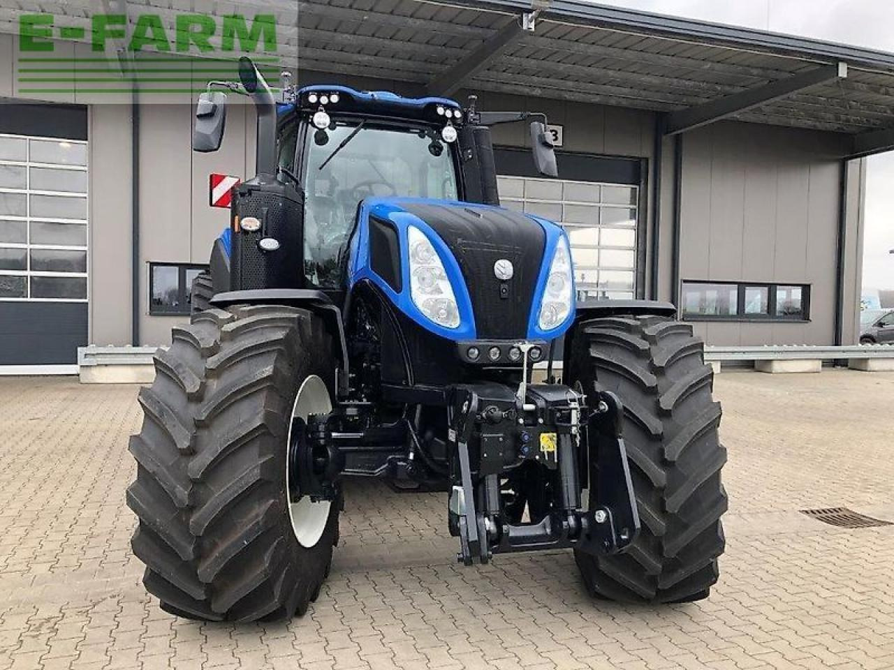 New Holland t8.410 plmi ultracommand track - Traktor: bild 3 New Holland t8.410 plmi ultracommand track - Traktor: bild 3