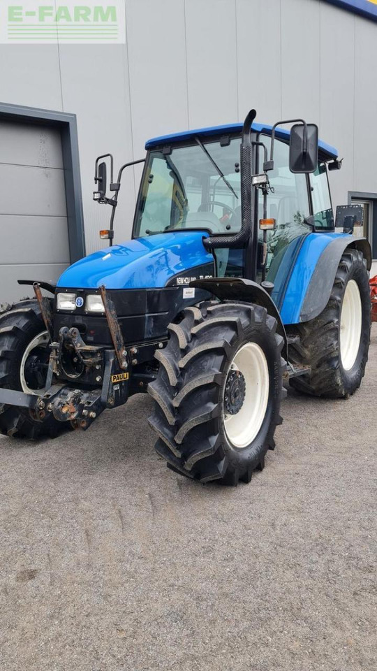 New Holland tl100 (4wd) - Traktor: bild 4 New Holland tl100 (4wd) - Traktor: bild 4