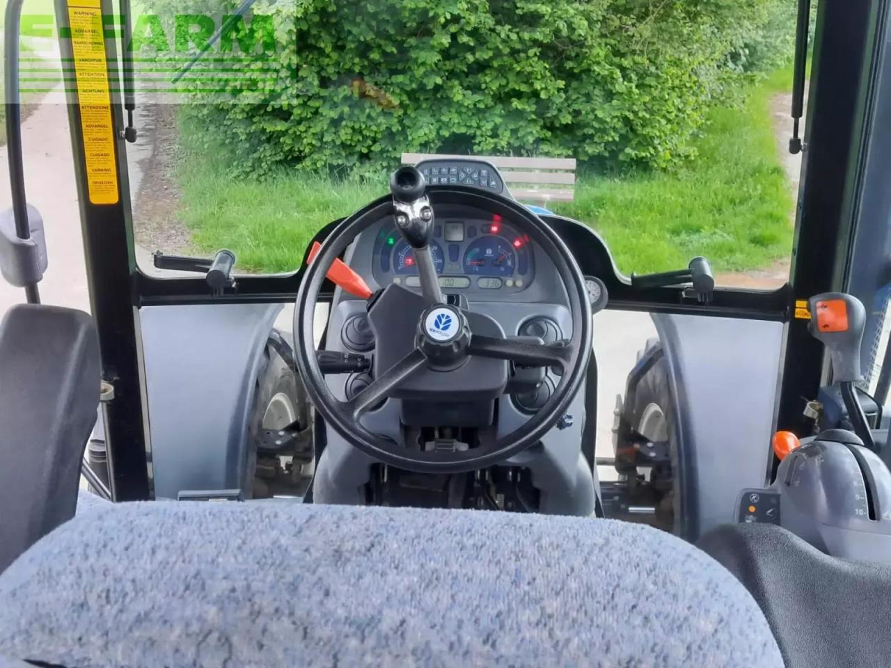 Traktor New Holland tsa 125: bild 11