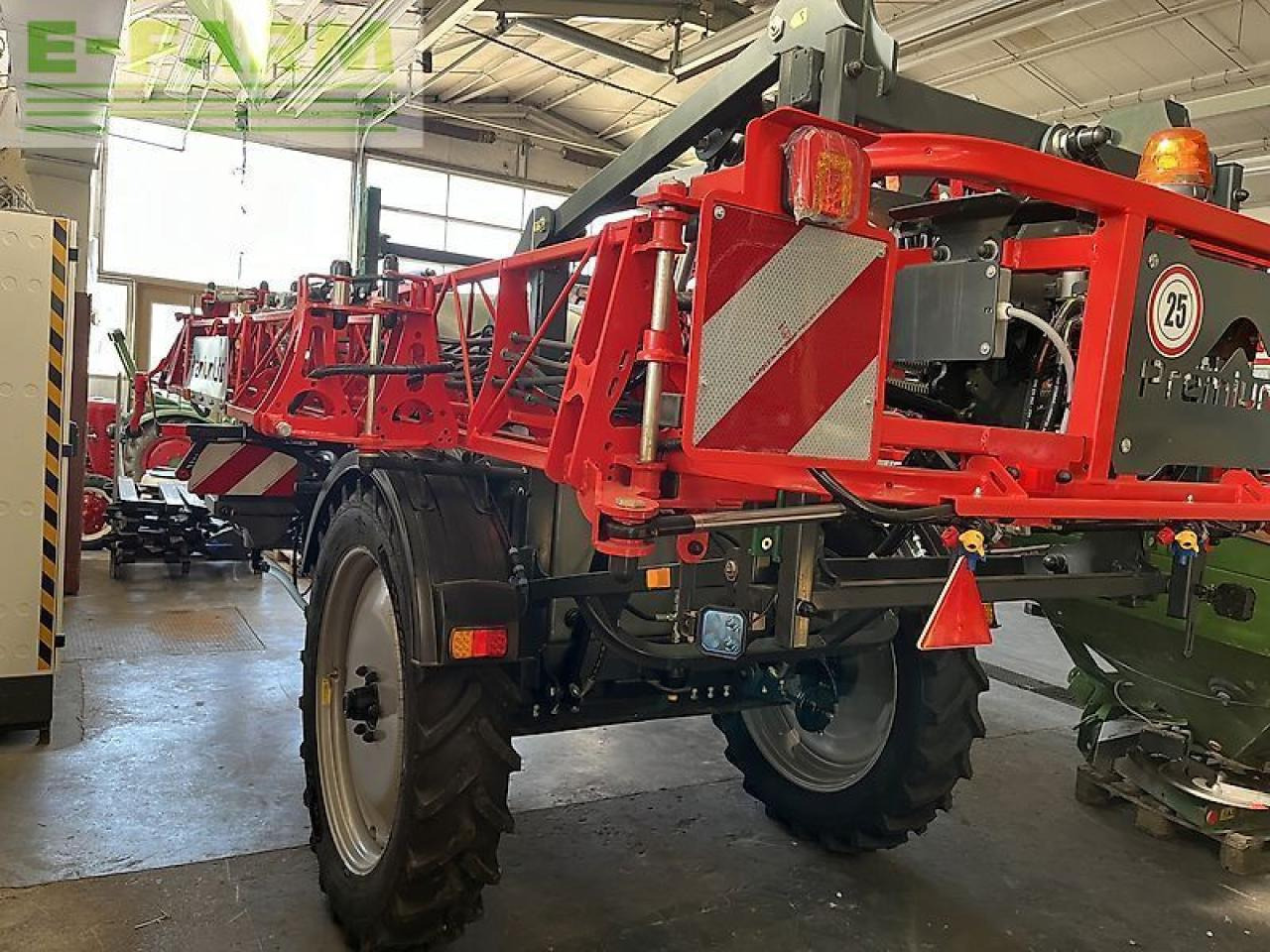 PremiumLTD 2521 b-pro - Bogserad spruta: bild 2 PremiumLTD 2521 b-pro - Bogserad spruta: bild 2