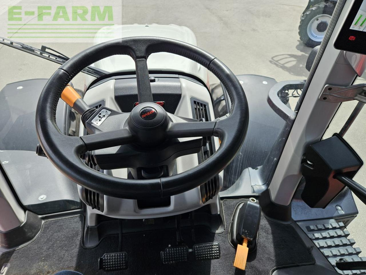 Steyr 6300 terrus cvt (stage v) CVT - Traktor: bild 4 Steyr 6300 terrus cvt (stage v) CVT - Traktor: bild 4
