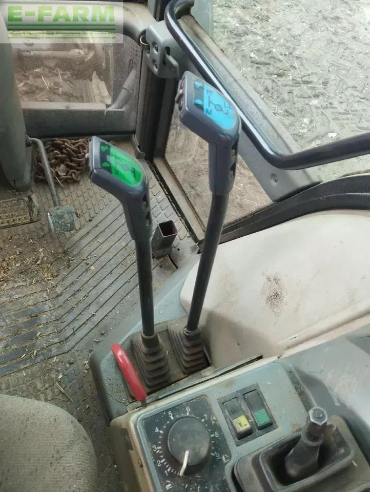 Valtra 8050 hitech HiTech - Traktor: bild 5 Valtra 8050 hitech HiTech - Traktor: bild 5