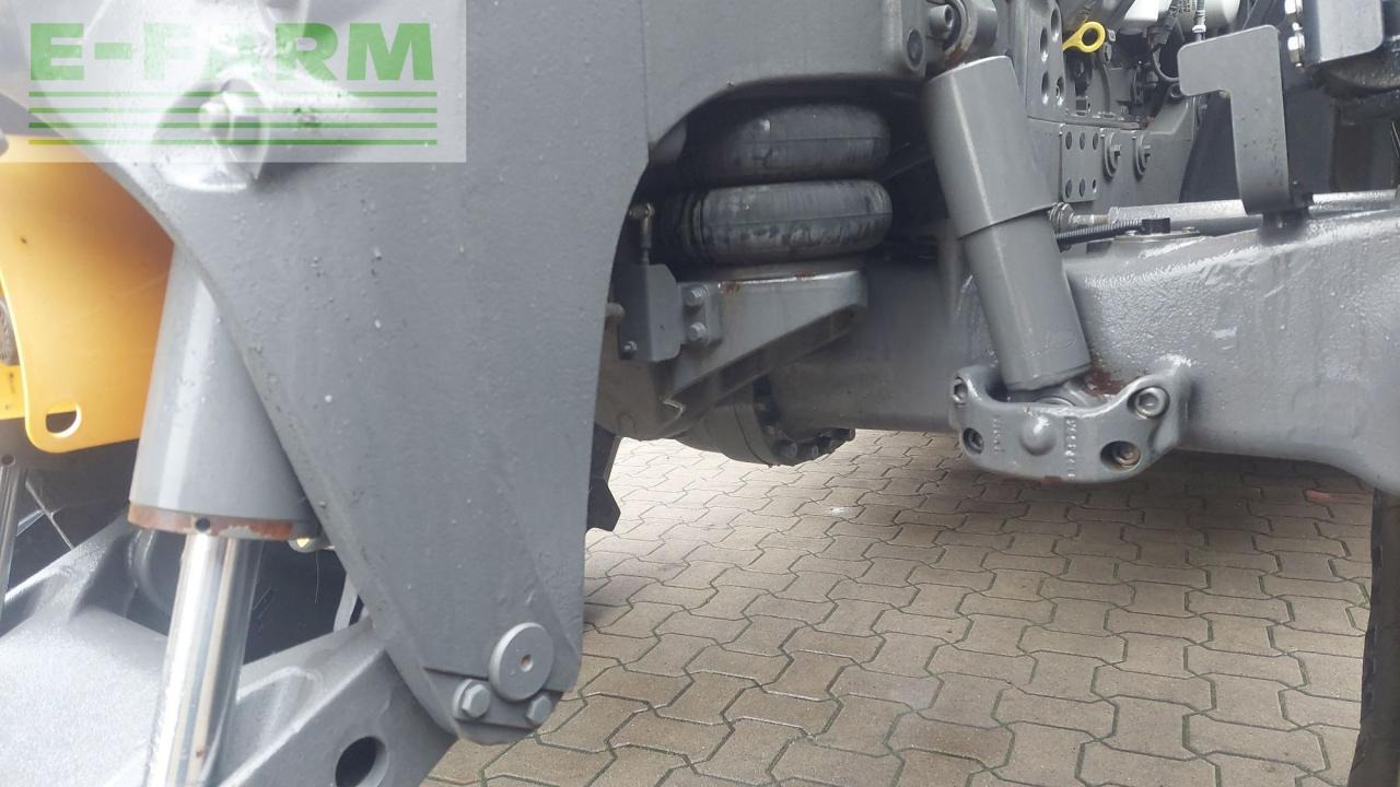 Valtra T 174 - Traktor: bild 2 Valtra T 174 - Traktor: bild 2