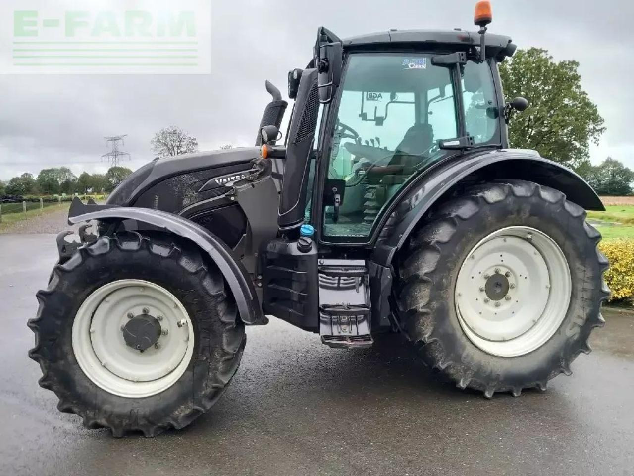 Valtra n 134 hitech HiTech - Traktor: bild 3 Valtra n 134 hitech HiTech - Traktor: bild 3