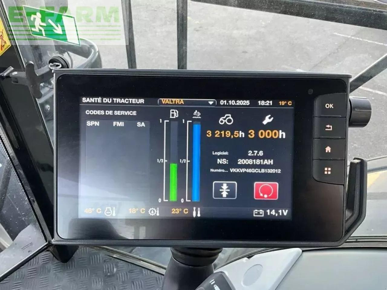 Valtra s324 - Traktor: bild 2 Valtra s324 - Traktor: bild 2