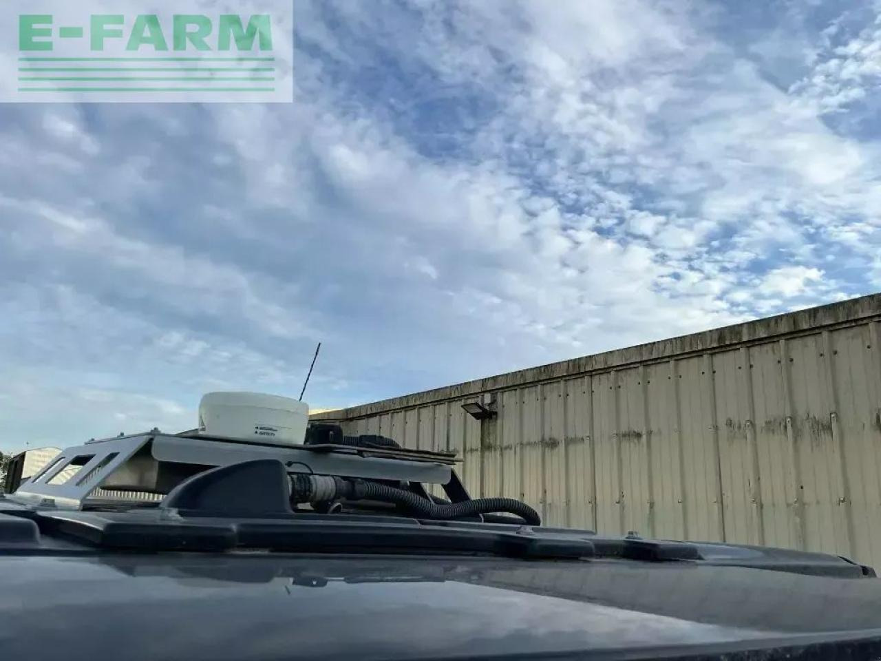 Valtra s324 - Traktor: bild 4 Valtra s324 - Traktor: bild 4