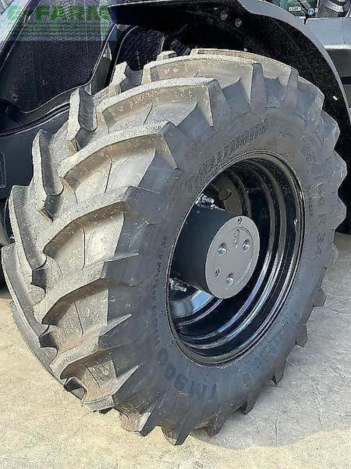 Valtra s396 unlimited - Traktor: bild 5 Valtra s396 unlimited - Traktor: bild 5