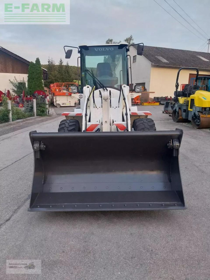 Volvo l 30g - Minigrävmaskin: bild 2 Volvo l 30g - Minigrävmaskin: bild 2