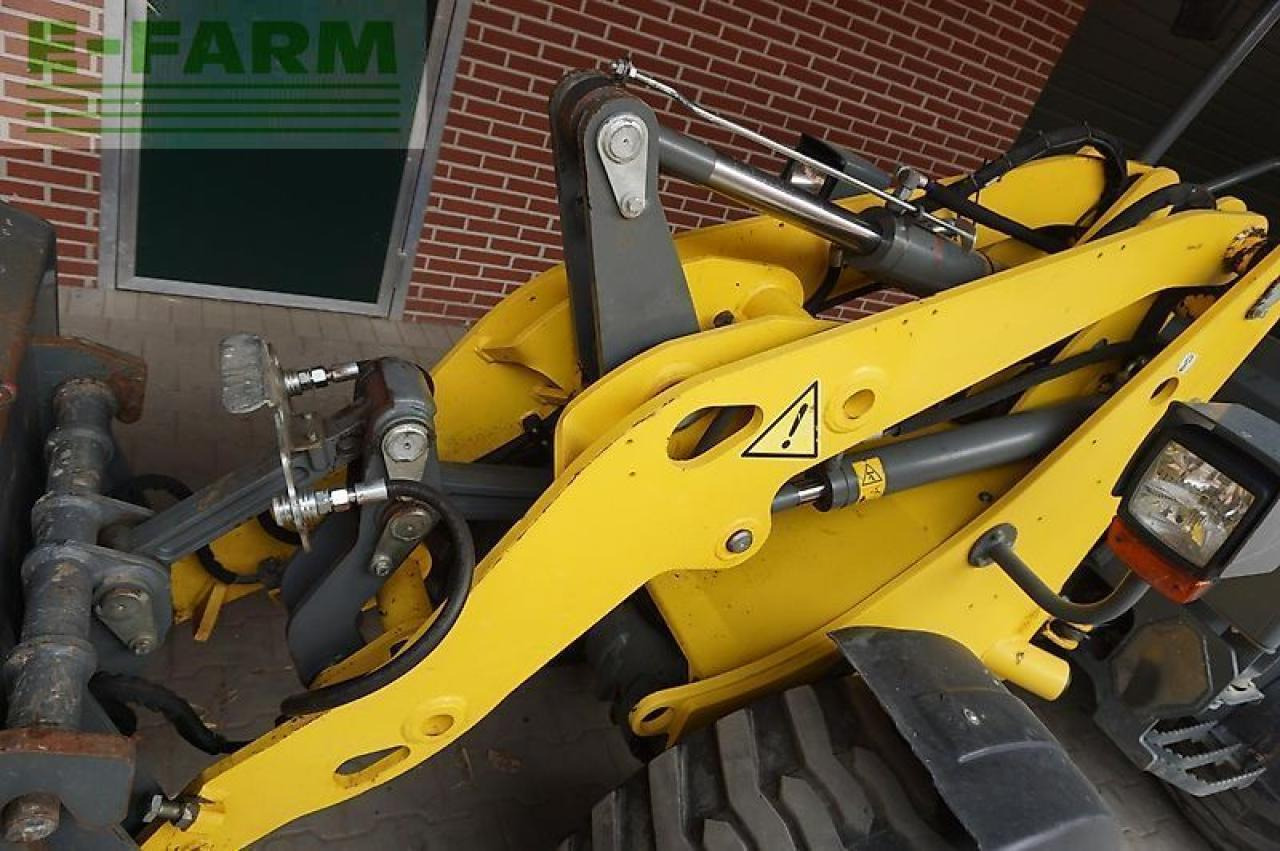 Weidemann wacker wl32 - Minigrävmaskin: bild 4 Weidemann wacker wl32 - Minigrävmaskin: bild 4