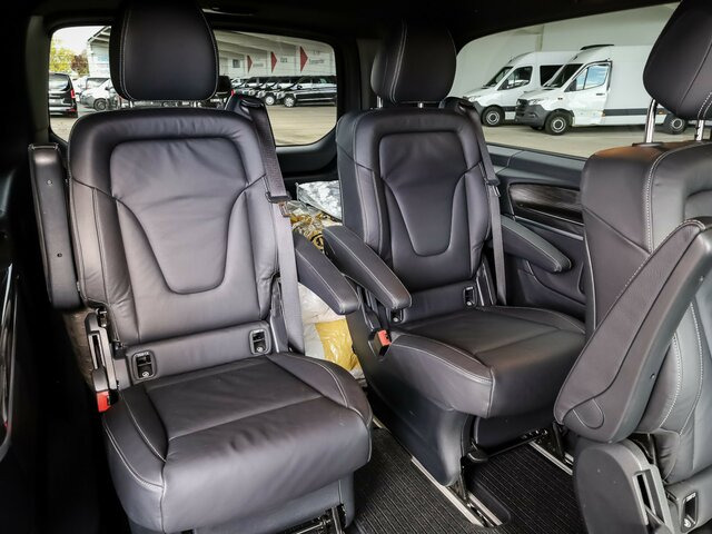 MERCEDES-BENZ EQV 300 Avantgarde,Extralang,6Sitzer,2xKlima,LED... - Persontransport, El transportbil: bild 4 MERCEDES-BENZ EQV 300 Avantgarde,Extralang,6Sitzer,2xKlima,LED... - Persontransport, El transportbil: bild 4
